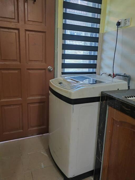 Mawar Homestay Netflix Cuckoo Mersing Exterior foto